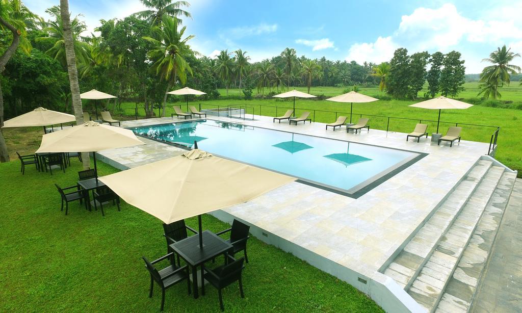 Miracle Resorts & Villas Polonnaruwa Buitenkant foto