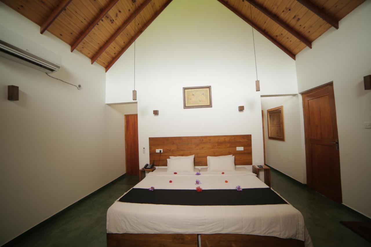 Miracle Resorts & Villas Polonnaruwa Buitenkant foto